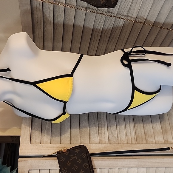 PAC SUN brand 3 piece bikini set - Picture 3 of 16